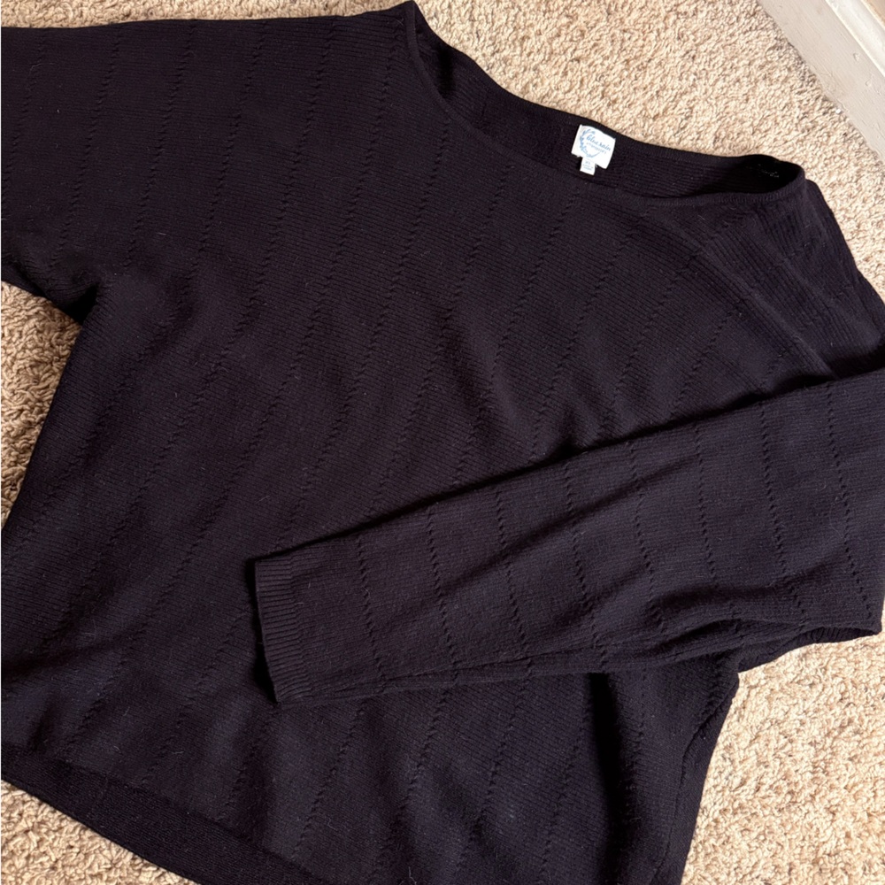 Francesca's Collections Black Crew Neck Top